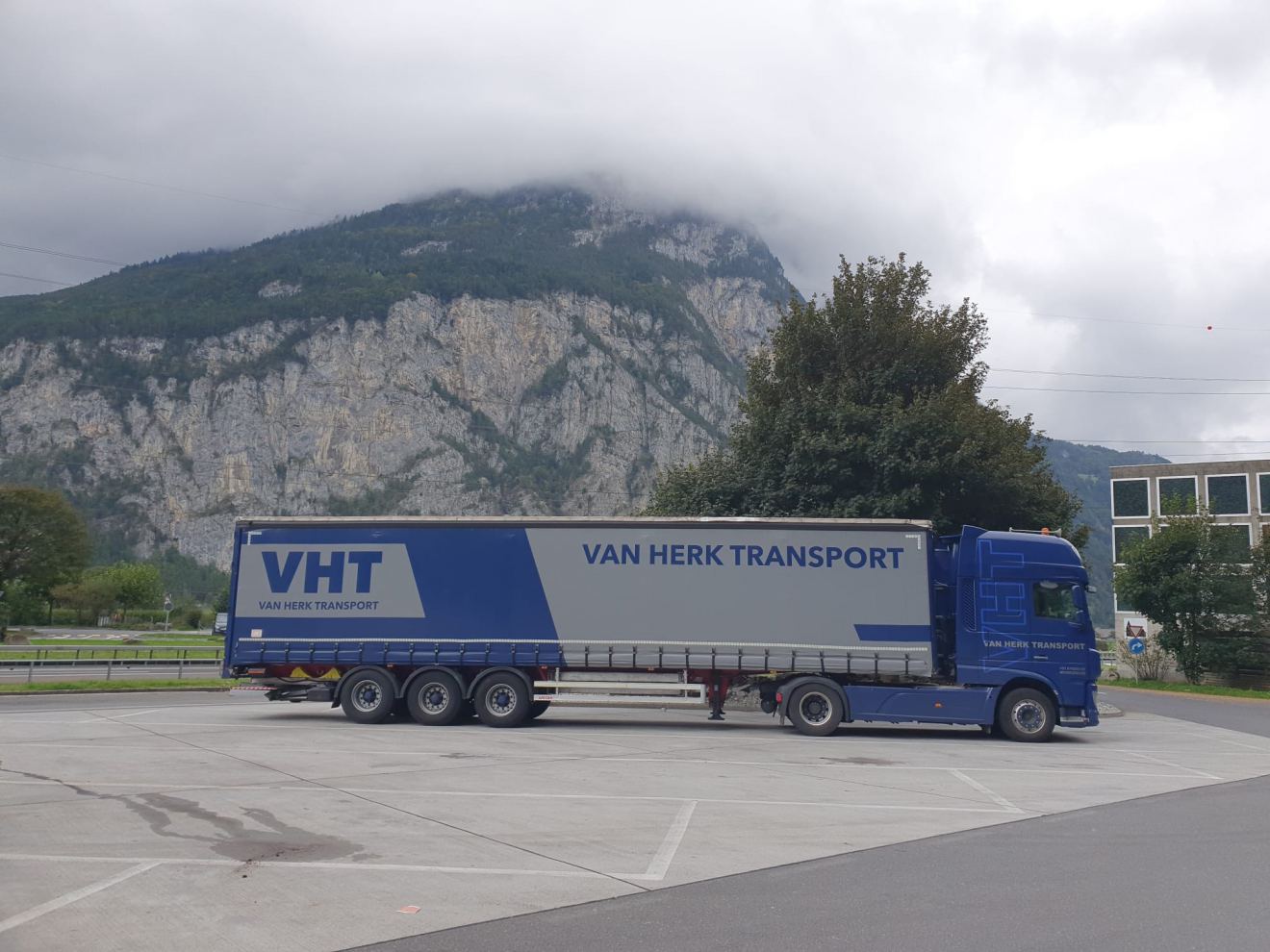 Eendaagse buitenland reis met de vrachtwagen