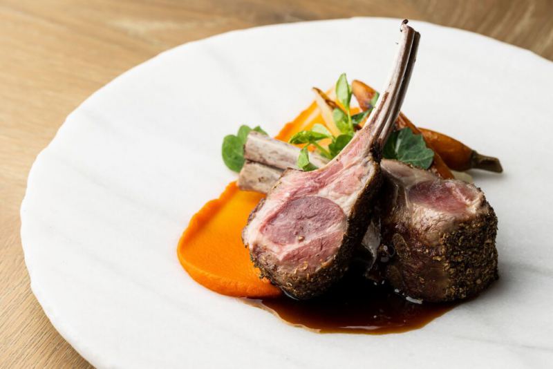 Vijfgangen diner (georganiseerd door de JV van de gemeente)